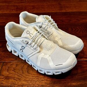 On Cloud 5 Men’s 9.5